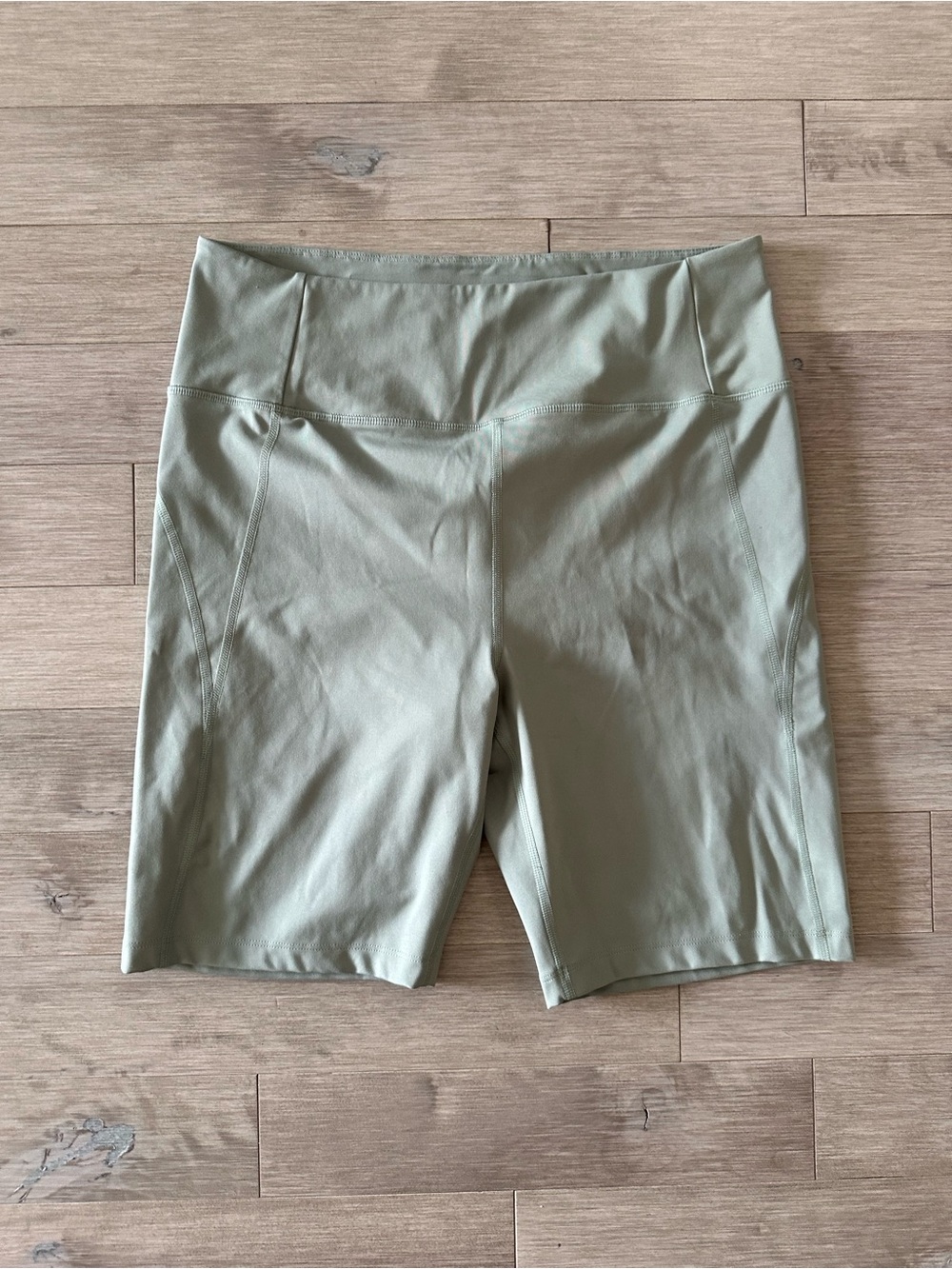 Girlfriend‎ Collective High-Waist Bike Shorts in Sage Green Size XXL
